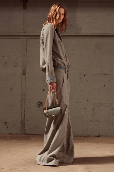 Look 19